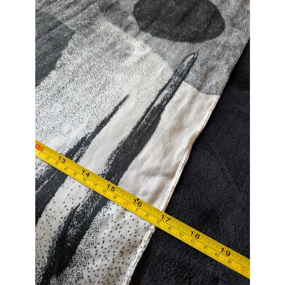 Eileen Fisher Unique Abstract Design Tencel Scarf 72 x 17" - Picture 4 of 8